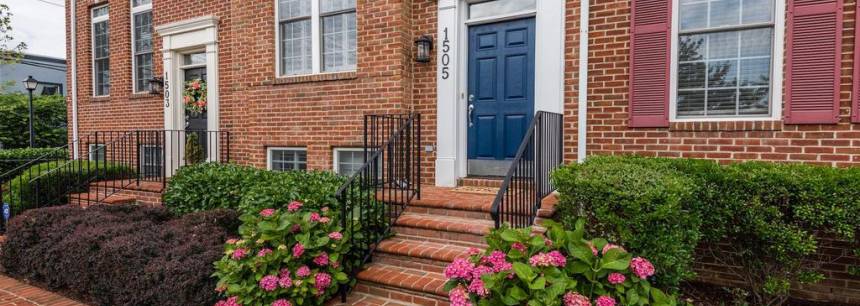 1505 Portner
