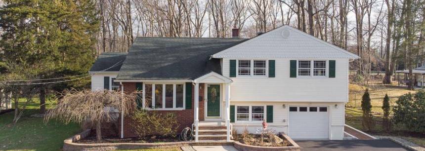 2218 Shawnee Path