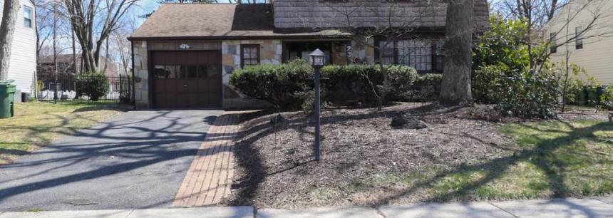 23 Karen Dr