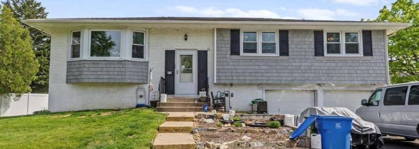 11 Jade Ln