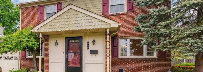 302 Crestwood Ave