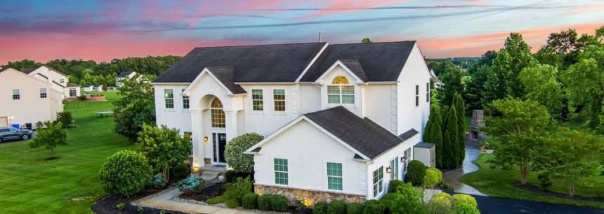 10 Danton Ln