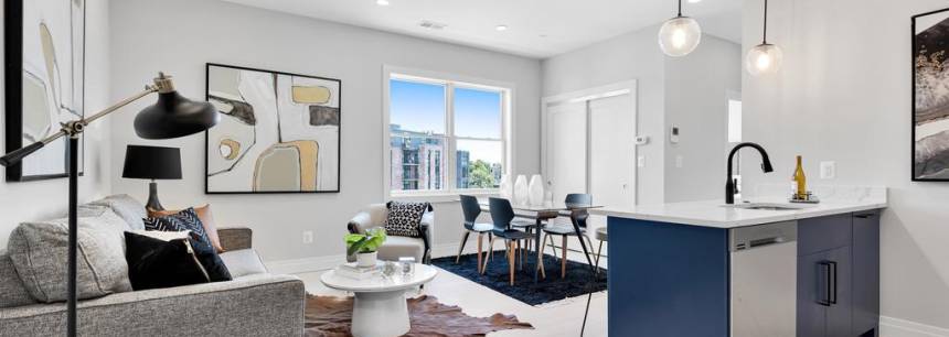 1102 Staples St NE 301