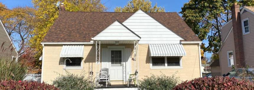 137 E Adams Ave