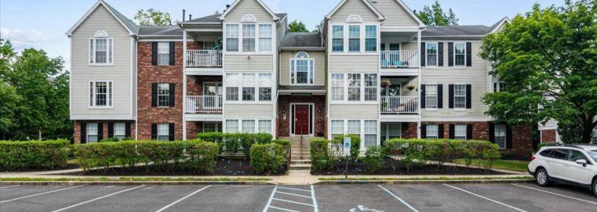 89 Eldon Way