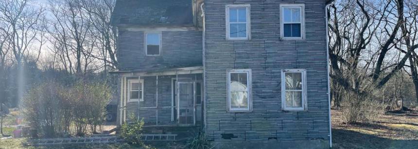 261 Lebanon Rd
