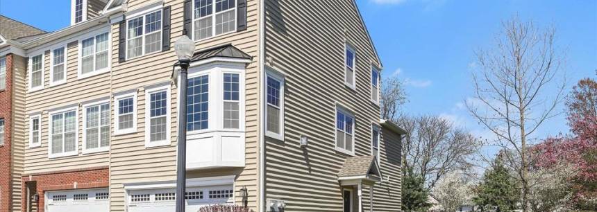 205 Moore Ct