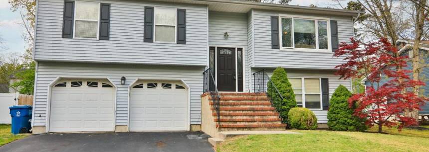 134 Moses Milch Dr