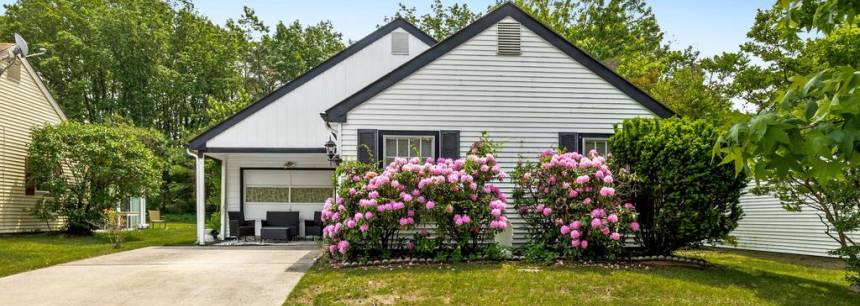 22 Buckingham Dr
