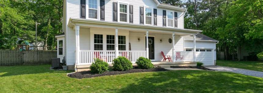 8 Danbury Ct