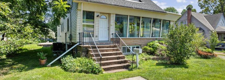 301 S Church St