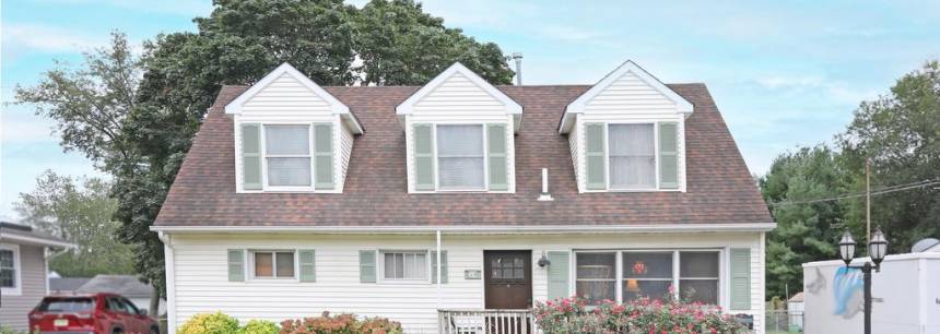 54 E Clayton Ave