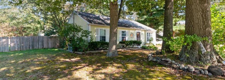 100 Easton Ct