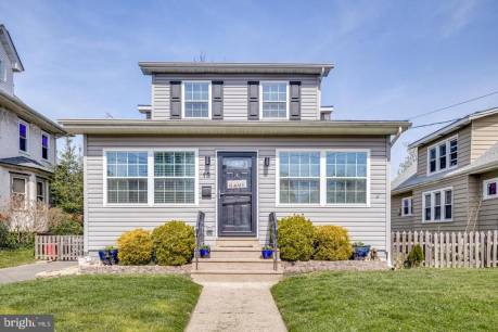 13 E Oakland Ave