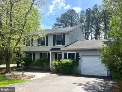 1 Salem Way