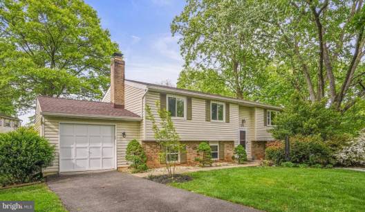 9001 Bannister Ln