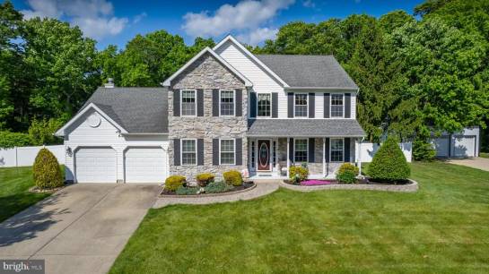 603 Hardwood Grove Ct