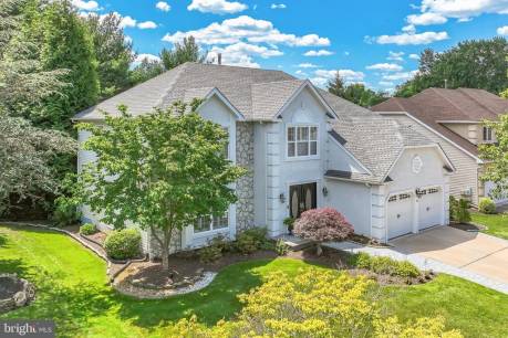 318 Newton Ct