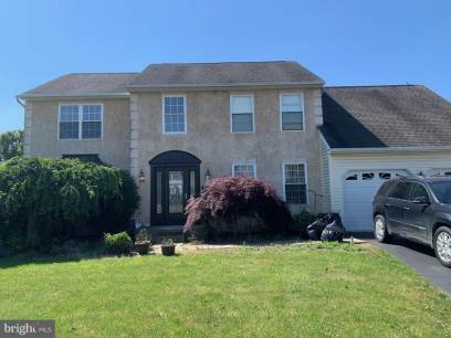 56 Edmonds Dr