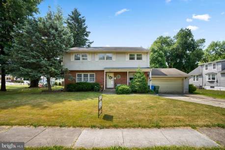 405 Princeton Ave