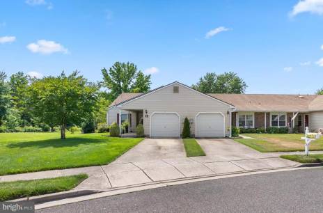13 E Berwin Way