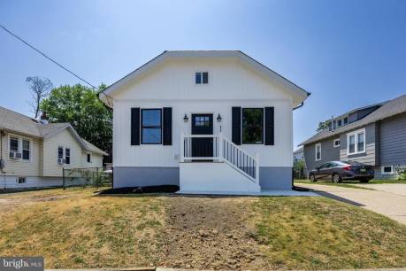 110 E Clinton Ave