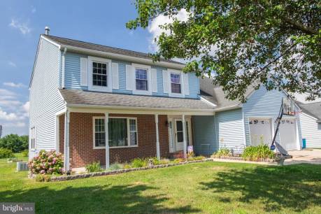 17 Appletree Ln
