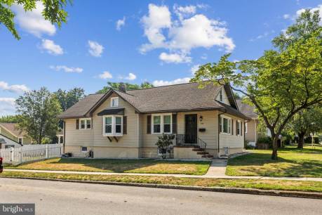 233 Cedarcroft Ave