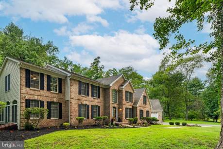1109 Winding Dr