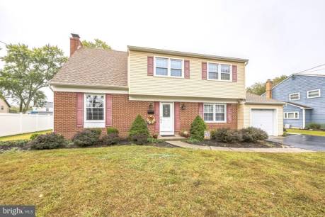1132 Heartwood Dr