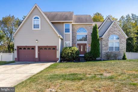 104 Rose Ct