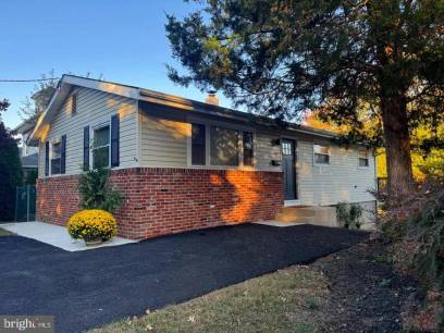 210 Highland Ave