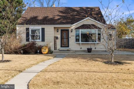 200 Knight Ave