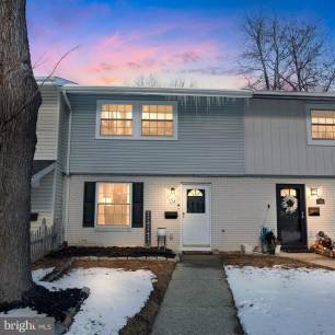 104 Elm Ct