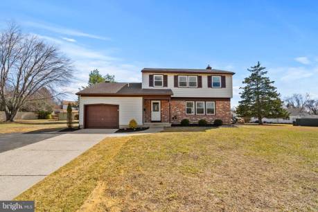 6 Yorktown Ct