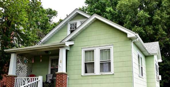 8 Oriental Ave