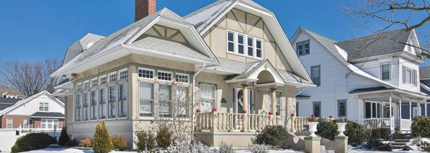 513 W Maple Ave
