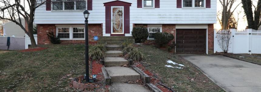 312 Windsor Cir