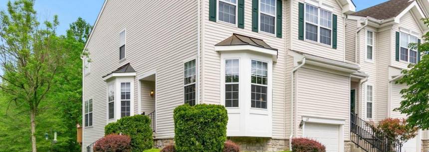 127 Castleton Rd