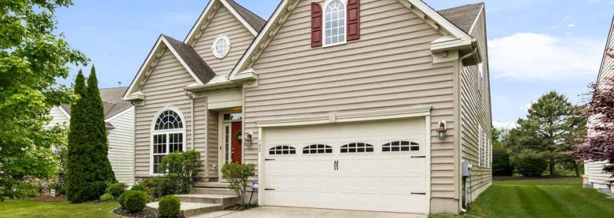 102 Hearthstone Dr