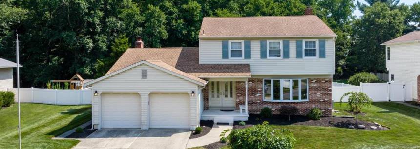 17 Kirkdale Dr