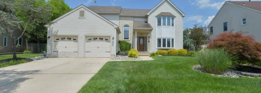22 Hawk Ln
