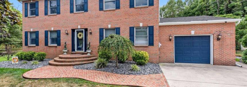 708 Lock Ave
