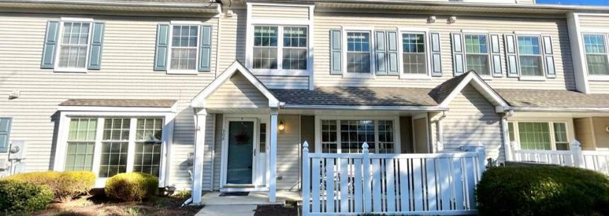 506 Oswego Ct