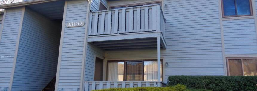 1301 Woodhollow Dr