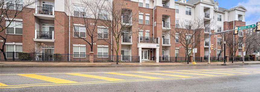 350 W Elm St 3209