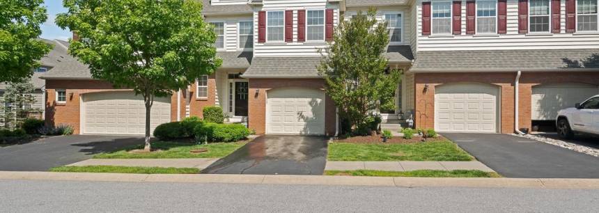 257 Deepdale Dr