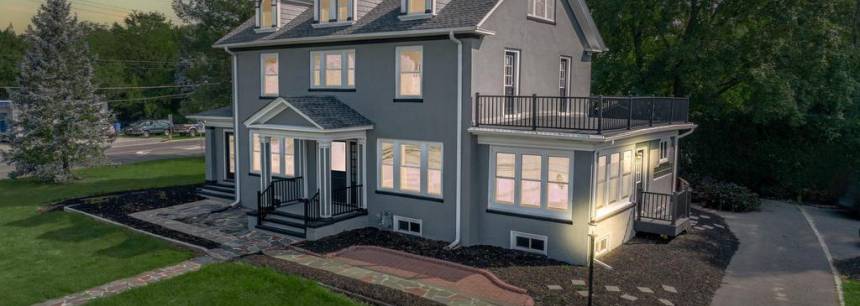 759 N Broadway