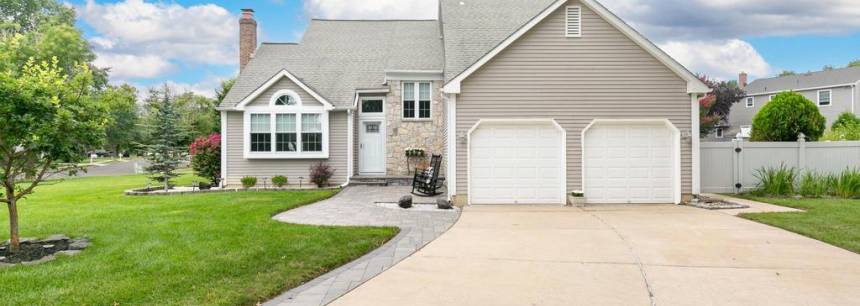 5 Durness Ct