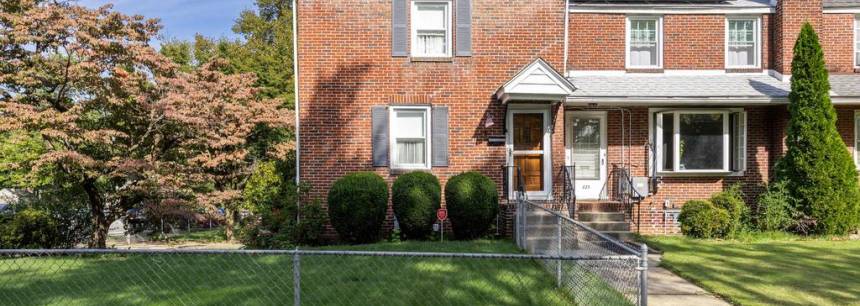 827 Magill Ave